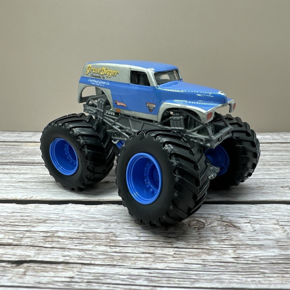 Monster Jam Grave Digger Chesapeake PA Monster Truck 1:64